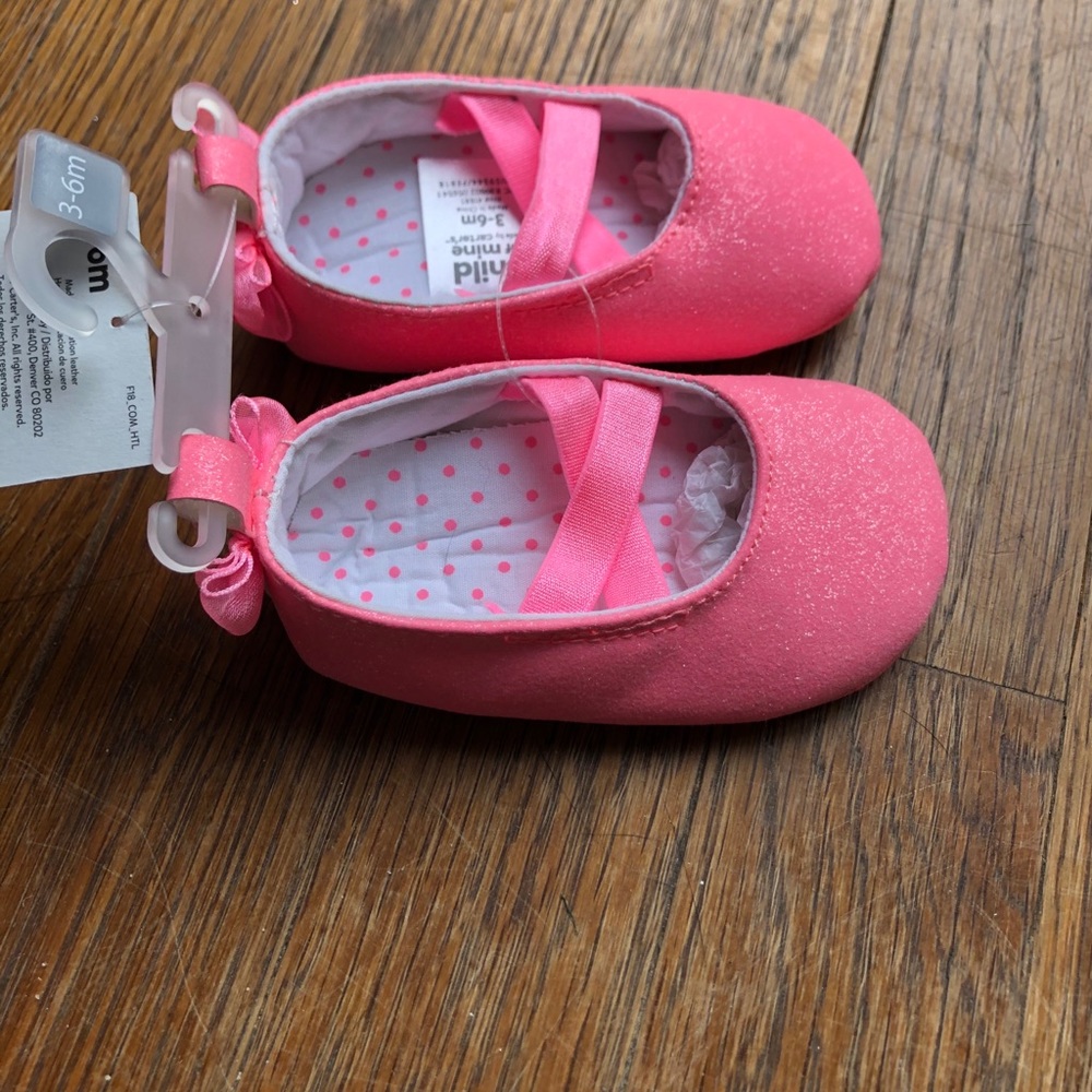 Girl 3 month hot pink sparkly shoes